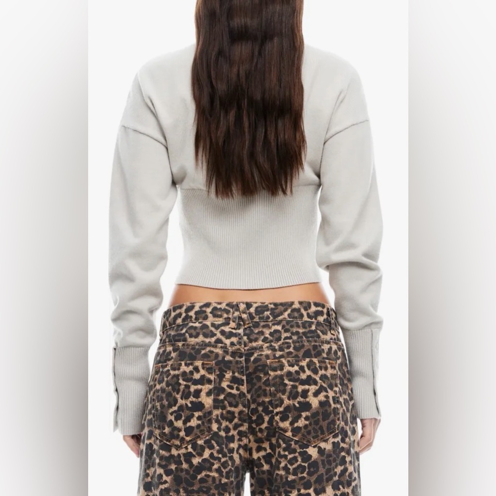 Lioness Head in the Clouds Crewneck Cardigan size XXS Neutral Soft - Picture 3 of 10